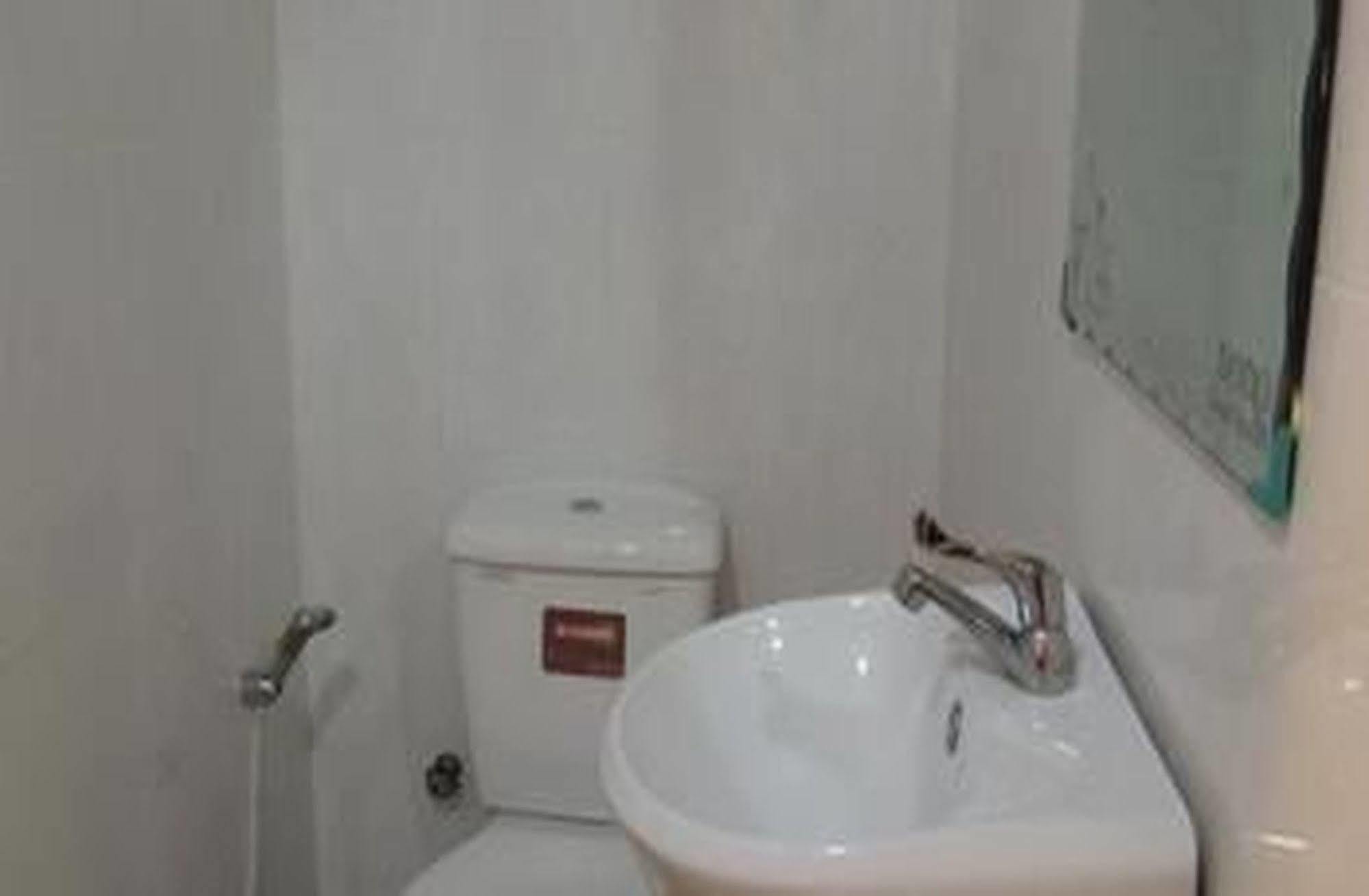 Blue Home Villa 2 Phnom Penh Bagian luar foto